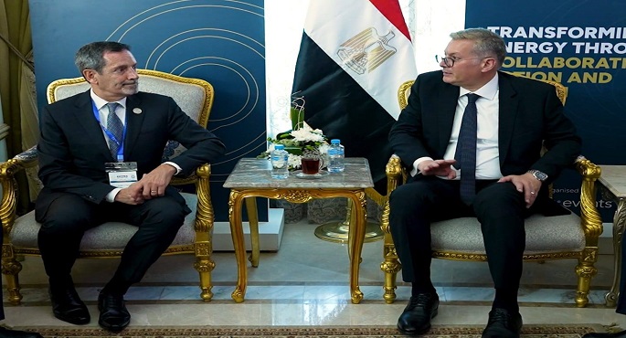 وزير البترول يبحث مع شركة “بى بى” خطط التوسع فى مصر