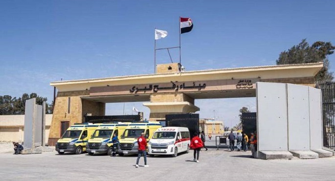 معبر رفح يشهد وصول دفعات من الجرحى الفلسطينيين