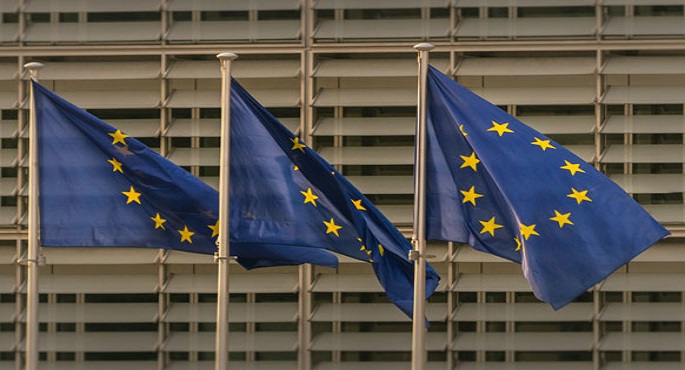 العرب اللندنية: إحجام الاتحاد الأوروبى عن تأمين مضيق هرمز يربك حسابات ترامب