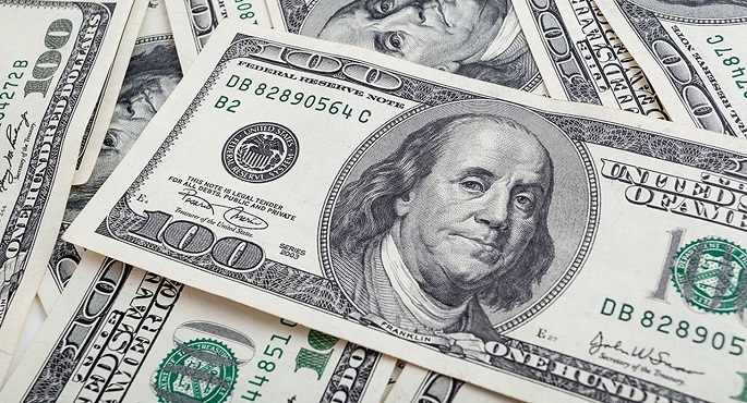 الدولار يتراجع وسط ترقب اجتماع بنك الاحتياطى الفيدرالى الأمريكى