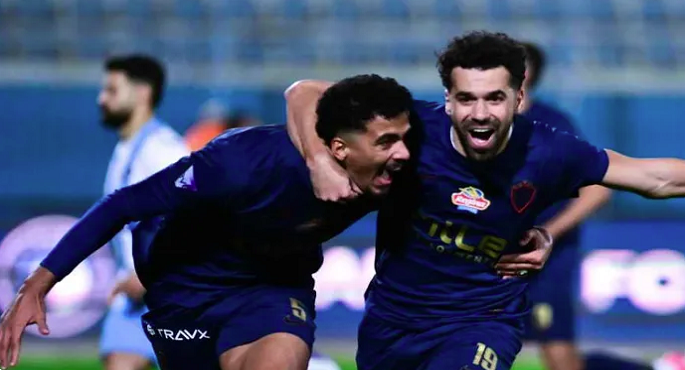 الزمالك يفوز على بيراميدز ويتصدر الدورى المصرى