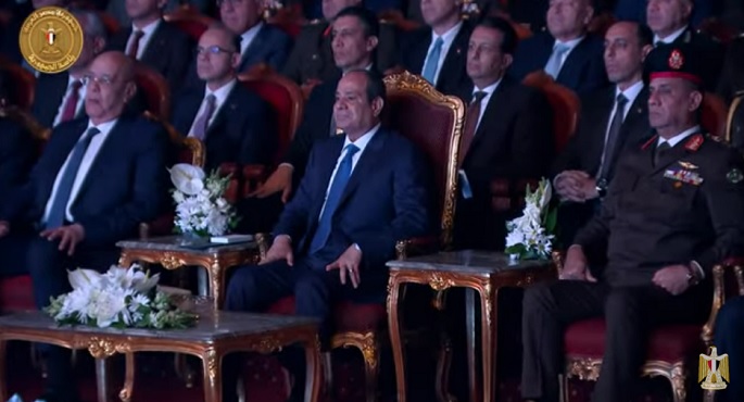 الرئيس السيسى يشهد فعاليات الندوة التثقيفية الـ43 فى إطار احتفالات مصر بيوم الشهيد