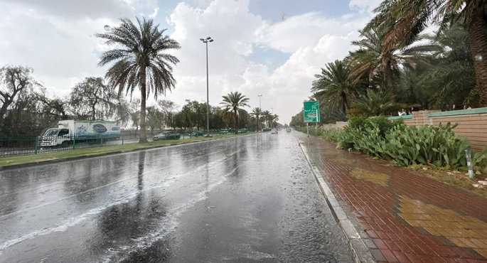 محافظة القاهرة: استعداد كامل لمواجهة الطقس السيئ ونناشد المواطنين بعدم النزول إلا للضرورة