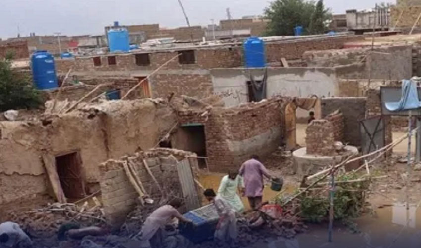مصرع 9 أشخاص وإصابة 47 آخرين جراء الأمطار الغزيرة فى باكستان