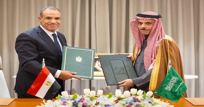 مصر والسعودية توقعان اتفاقية للإعفاء المتبادل من تأشيرات الإقامة القصيرة لحاملى الجوازات الدبلوماسية والخاصة