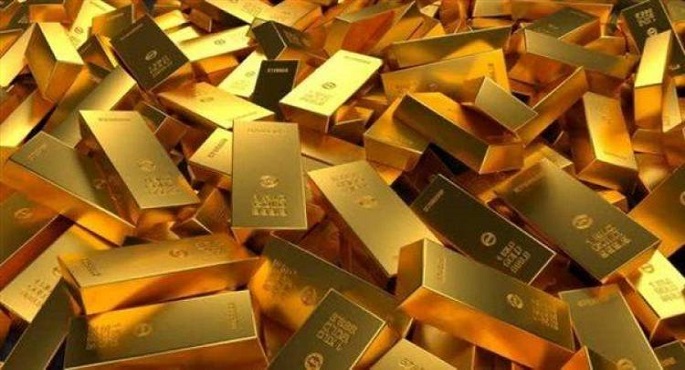 الذهب يستقر قرب مستويات قياسية مع قوة الدولار وتصاعد مخاطر حرب الشرق الأوسط
