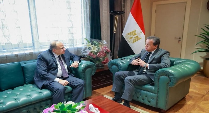وزير الصحة يبحث مع رئيس هيئة الدواء توافر الأدوية والمستلزمات وملفات التتبع والتوطين