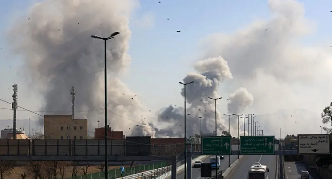 فى يومها الحادى عشر .. غارات على إيران وصواريخ تستهدف إسرائيل