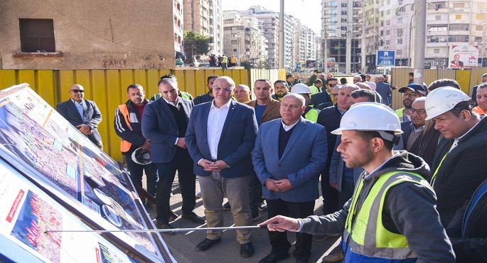 وزير النقل يتابع الموقف التنفيذي لمشروع إعادة تأهيل وتطوير ترام الرمل بالأسكندرية