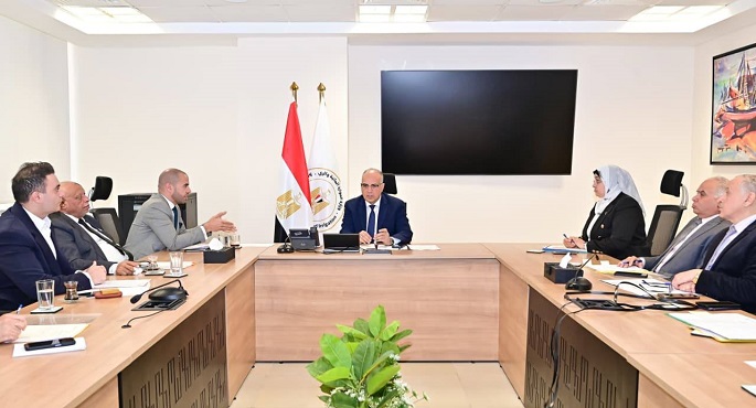 ‎وزير الرى: دراسة متأنية قبل الموافقة على أى طلبات لتغطية المجارى المائية
