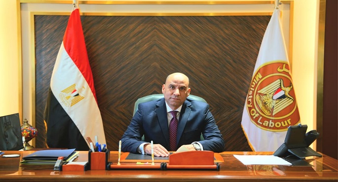 وزير العمل يُصدرُ قرارًا وزاريًا بشأن حظر تشغيل الأطفال أقل من 15 سنة