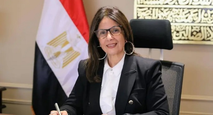 وزيرة الثقافة: العروض الفنية فى مترو الأنفاق تهدف إلى تقديم محتوى هادف وإدخال البهجة على المواطنين