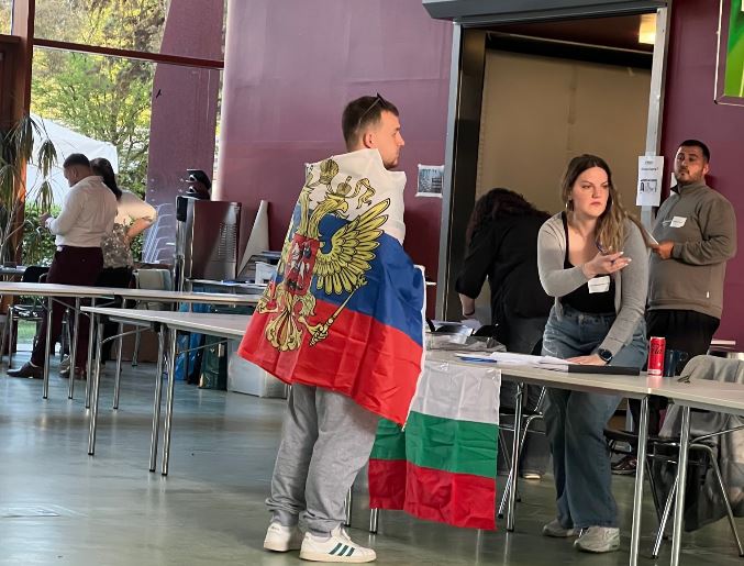استطلاع : حزب بلغاريا التقدمية المؤيد لروسيا يتصدر الانتخابات فى بلغاريا