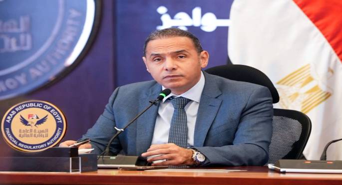 الرقابة المالية تُعدل ضوابط استهلاك السيارات لتحقيق التوازن بين حقوق العملاء ومصالح شركات التأمين