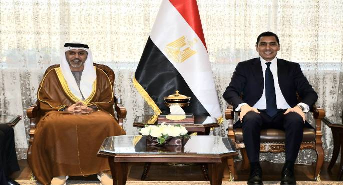 وزير الرياضة يبحث تعزيز التعاون مع سفير دولة الإمارات فى المجالين الشبابى والرياضى