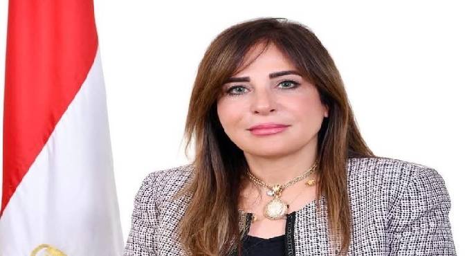 وزيرة الإسكان تعلن طرح قطع أراضٍ بأنشطة استثمارية وخدمية متنوعة فى 5 مدن جديدة