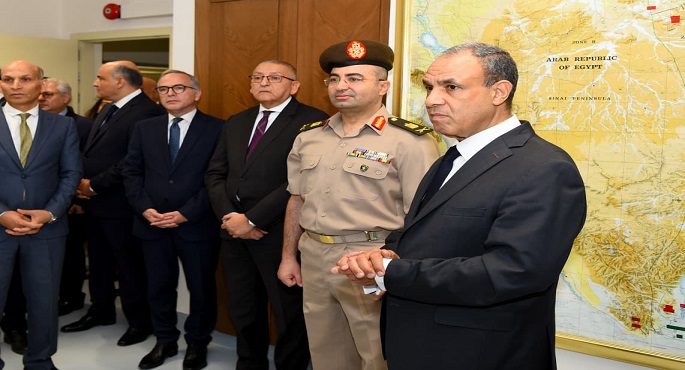 وزير الخارجية يفتتح غرفة حفظ الوثائق المؤمنة بمقر وزارة الخارجية