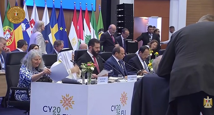 الرئيس السيسى من قبرص: نشدد على ضرورة الالتزام التام بحرية الملاحة وأهمية تأمين الممرات الملاحية الدولية