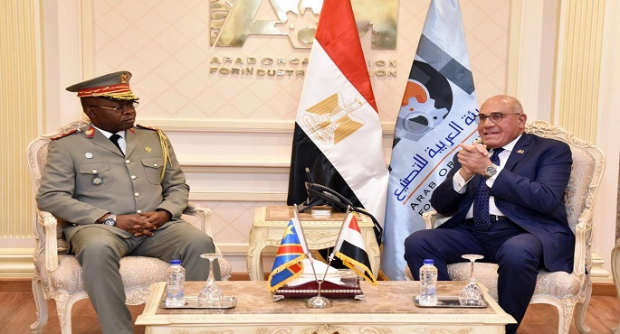 رئيس الهيئة العربية للتصنيع يبحث مع رئيس هيئة الأركان العامة للقوات المسلحة الكونغولية تعزيز التعاون