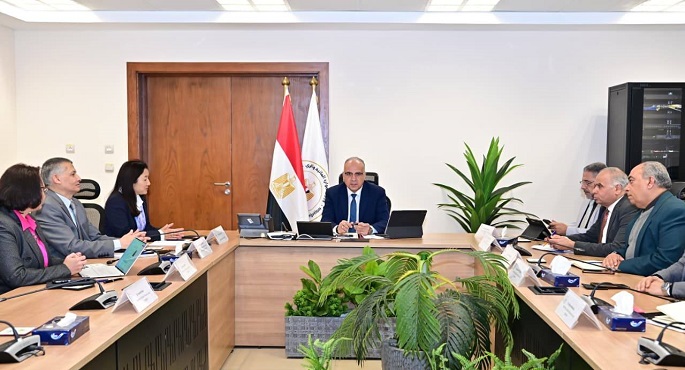 وزير الرى يبحث مع مسئولة أممية تعزيز التعاون في مجالات المياه والتكيف مع التغيرات المناخية