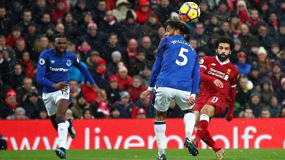 الديربى الأخير.. صلاح يقود هجوم ليفربول أمام إيفرتون فى الدورى الإنجليزى