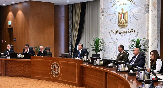 مجلس الوزراء: غلق المحال والمراكز التجارية والمطاعم فى الحادية عشرة مساءً بدلا من التاسعة بمناسبة أعياد  المسيحيين