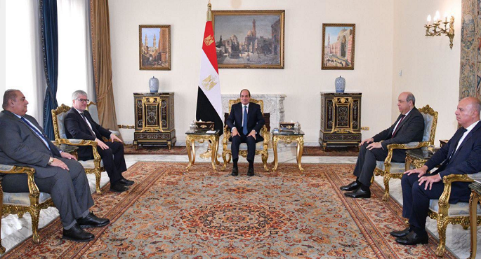 الرئيس السيسى : مصر تنفذ خطة متكاملة لتحديث منظومة الطيران المدنى