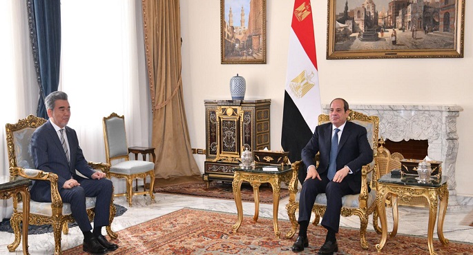 بالصور.. الرئيس السيسى يستقبل رئيس جامعة هيروشيما اليابانية ويؤكد حرص مصر على التوسع فى التعاون مع اليابان فى المجالات التعليمية
