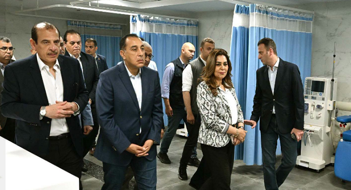 رئيس الوزراء يتفقد مبني الغسيل الكلوى الجديد بمستشفى العريش العام