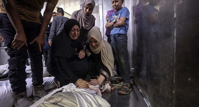 ثلاثة شهداء ومصابون فى قصف الاحتلال تجمعا شرق مدينة غزة