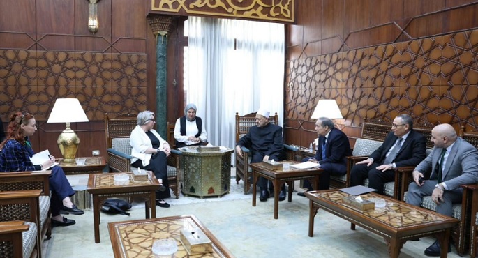 شيخ الأزهر يستقبل سفيرة فنلندا ويؤكد: العالم بحاجة إلى عودة القيم الدينية لمواجهة الأزمات المعاصرة