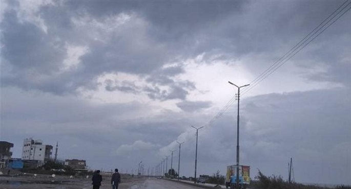الأرصاد : سحب كثيفة على أغلب الأنحاء .. وأمطار متفاوتة الشدة على جنوب البلاد