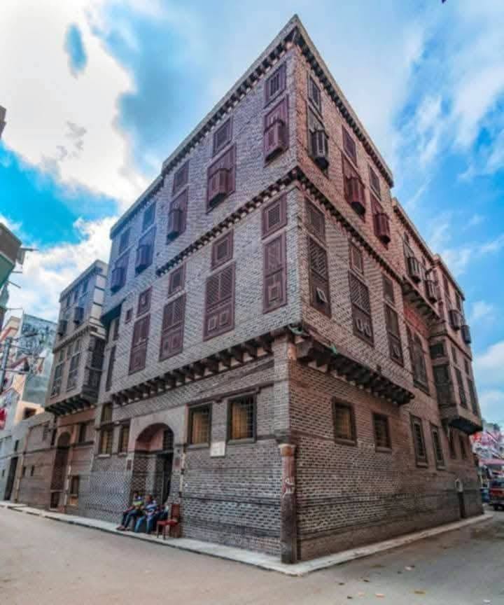 إدراج معبد دندرة ومنازل رشيد التاريخية على قائمة التراث الثقافى فى العالم الإسلامى