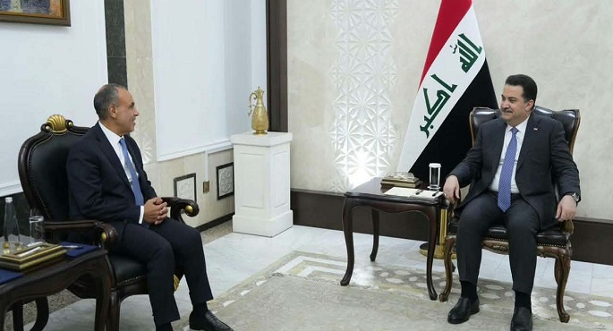 وزير الخارجية ينقل رسالة شفهية من الرئيس السيسى لشياع السودانى بشأن الجهود التى تبذلها مصر لخفض التصعيد بالمنطقة