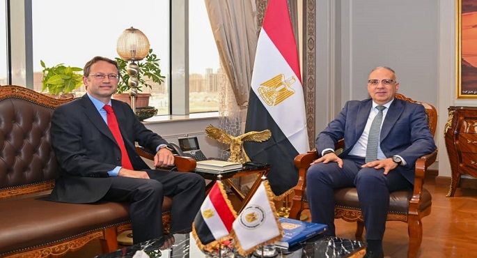 وزير الرى يلتقى سفير إسبانيا بالقاهرة لبحث تعزيز التعاون فى مجال إدارة الموارد المائية