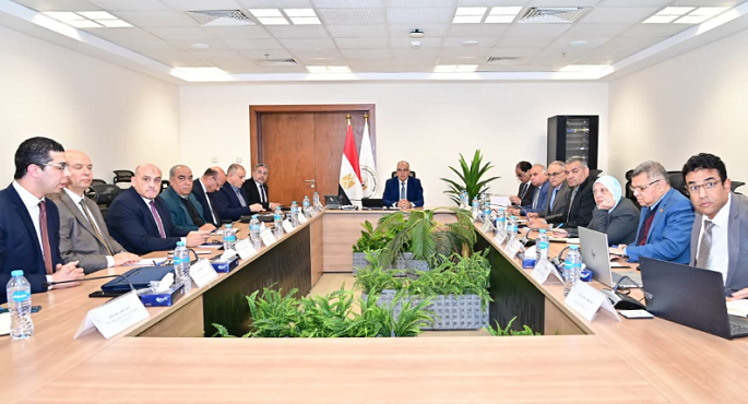 وزير الرى: استمرار إدارة الموقف المائى بصورة ديناميكية قائمة على الرصد اللحظى فى أعالى النيل