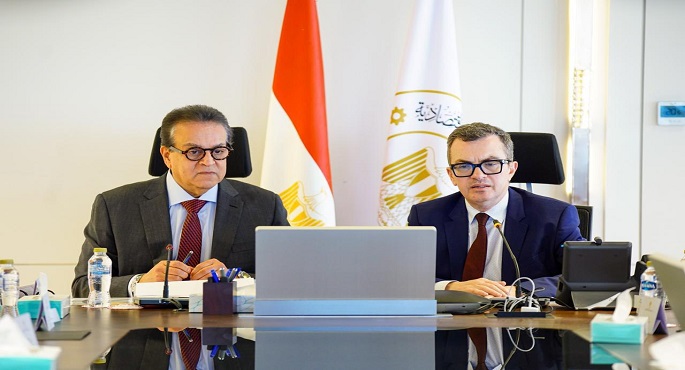 وزيرا الصحة والسكان والتخطيط والتنمية الاقتصادية يناقشان الخطة الاستثمارية لوزارة الصحة للعام المالى 2026/2027
