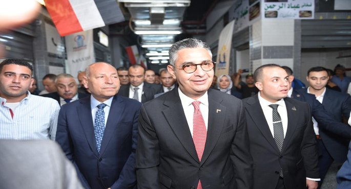 وزير التموين ومحافظ القاهرة يفتتحان معرض “أهلاً بالعيد” بالسوق الحضارى بحدائق القبة