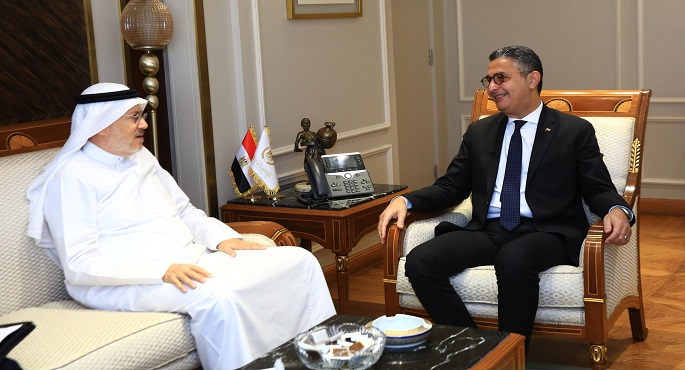 وزير التموين يبحث مع الرئيس التنفيذى للمؤسسة الدولية الإسلامية لتمويل التجارة تعزيز التعاون