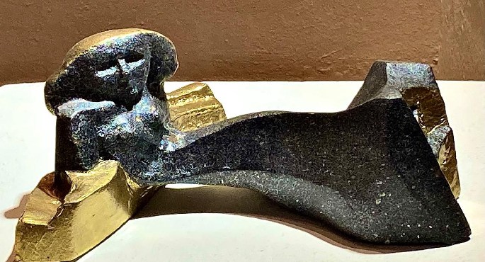 أعمال النحات الكبير إيهاب الأسيوطى فى جاليرى ضى.. الأحد المقبل