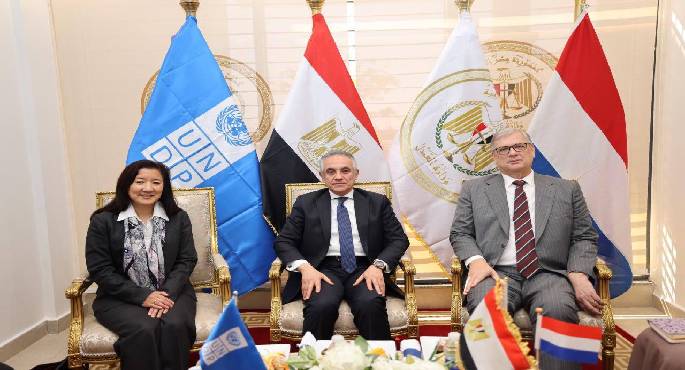 وزير العدل يفتتح أول مكتب للمساعدة القانونية الأسرية للأجانب بالعاصمة الجديدة