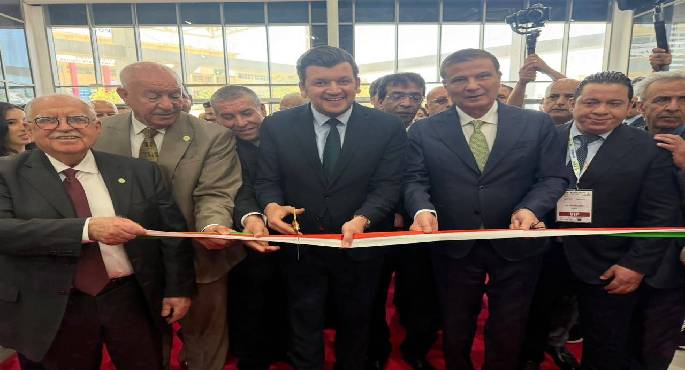 وزير الزراعة يشارك في افتتاح المعرض الدولى للفلاحة بالجزائر