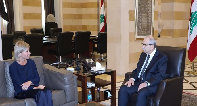 رئيس وزراء لبنان يبحث مع المنسّقة الأممية مستجدات انطلاق مسار المفاوضات