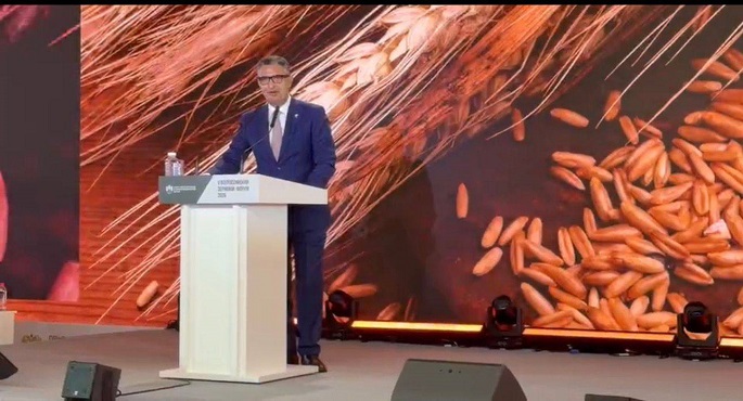 وزير التموين: مصر تتطلع لبناء شراكات استراتيجية طويلة الأجل مع روسيا فى مجالات تجارة الحبوب والخدمات اللوجستية