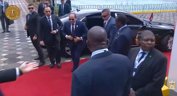 الرئيس السيسى يصل إلى مقر انعقاد قمة إفريقيا ـ فرنسا فى نيروبى