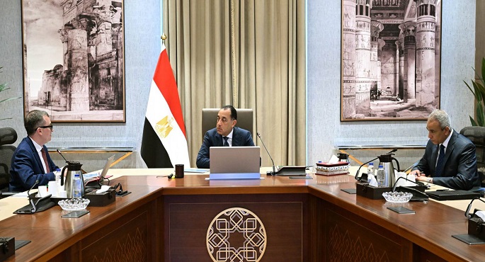 رئيس الوزراء يتابع مع وزير التخطيط الموقف التنفيذى لخطة العام المالى 2026/2025 وجهود متابعة الأداء