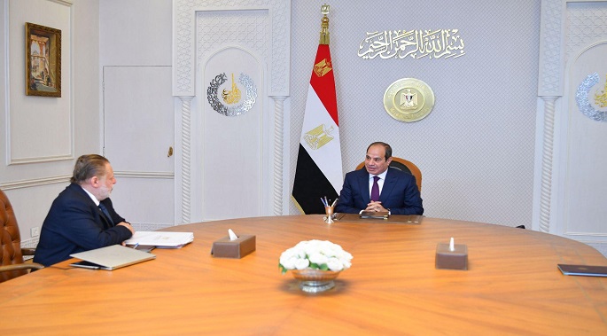 خلال استقباله محافظ البنك المركزى .. الرئيس السيسى يوجه بتسريع مسار الاستدامة المالية وتعزيز الانضباط المالى