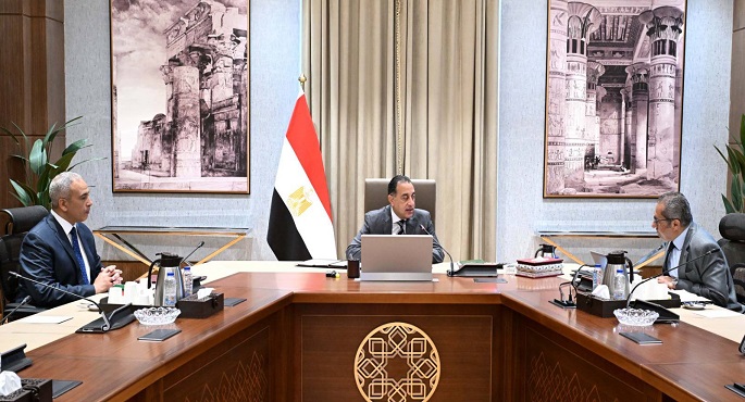 رئيس الوزراء يتابع الموقف التنفيذى لتشغيل عدد من المشروعات بالعاصمة الجديدة