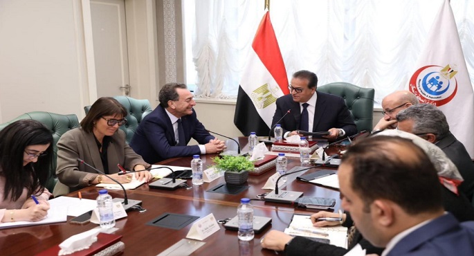 مصر وفرنسا تبحثان تعزيز التعاون الطبى لدعم المصابين الفلسطينيين