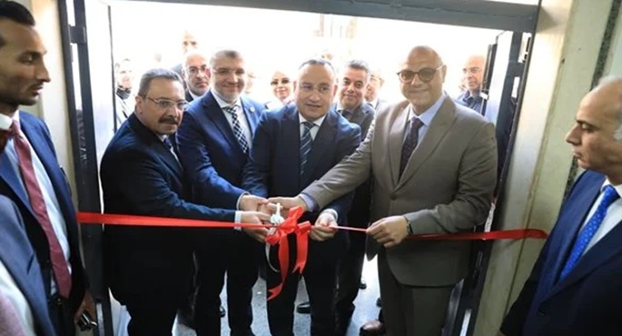 وزير التعليم العالى ومحافظ الإسكندرية يفتتحان عددًا من المشروعات الصحية